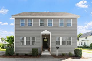 19 Third St, Westford, MA 01886
