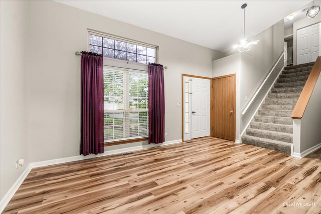 941 Taralon Trail, Lake In The Hills, IL 60156