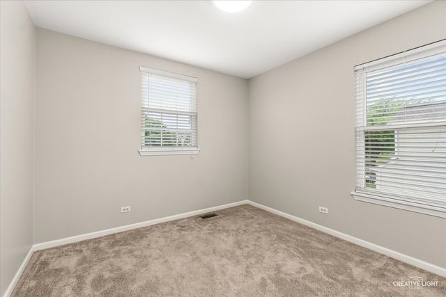 941 Taralon Trail, Lake In The Hills, IL 60156