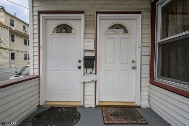 275 19Th Ave, Paterson City, NJ 07504
