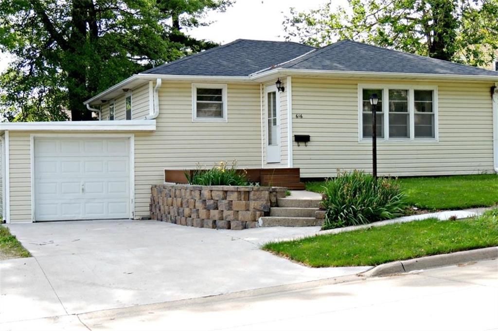 616 N Mulberry Street, Maryville, MO 64468