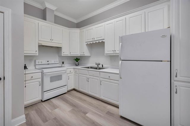 168 Harbor Pointe Drive, Brunswick, GA 31523