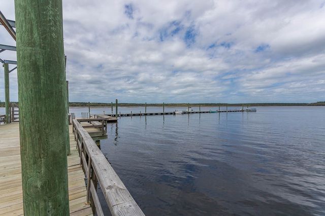 168 Harbor Pointe Drive, Brunswick, GA 31523