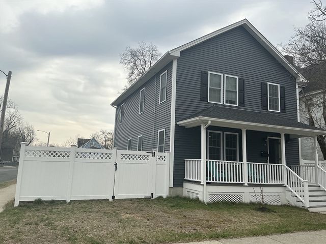 135 College St, Springfield, MA 01109