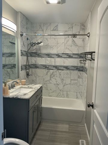 135 College St, Springfield, MA 01109