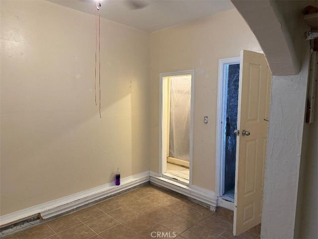 7828 Bell, Los Angeles, CA 90001