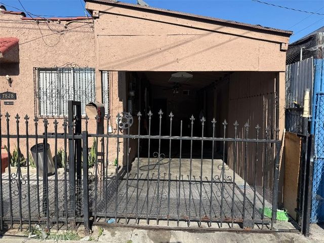 7828 Bell, Los Angeles, CA 90001