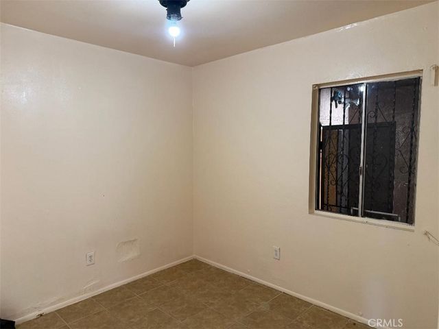7828 Bell, Los Angeles, CA 90001