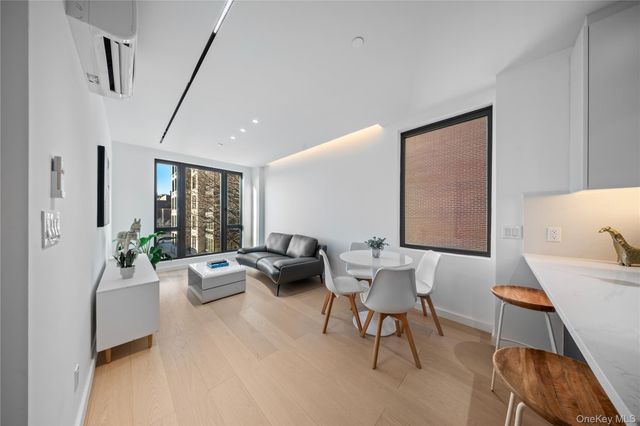 108-15 72nd Avenue 4A, Forest Hills, NY 11375