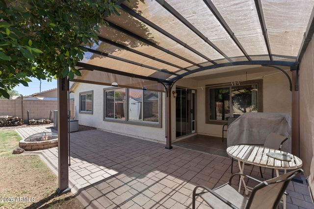 25542 W PIONEER Street, Buckeye, AZ 85326