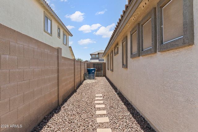 25542 W PIONEER Street, Buckeye, AZ 85326