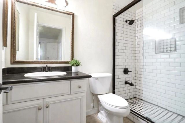 5004 Los Morros Way 2, Oceanside, CA 92057