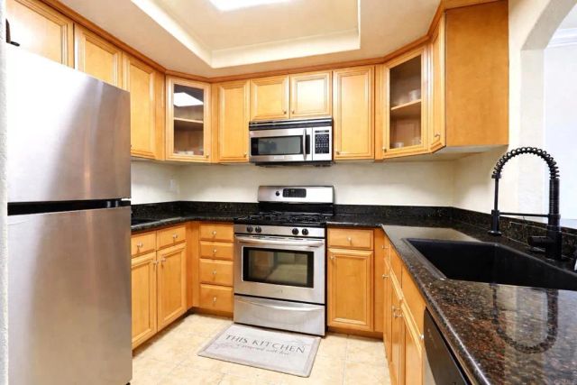 5004 Los Morros Way 2, Oceanside, CA 92057