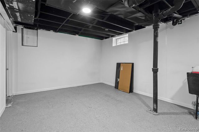 1778 Russell Avenue, Lincoln Park, MI 48146