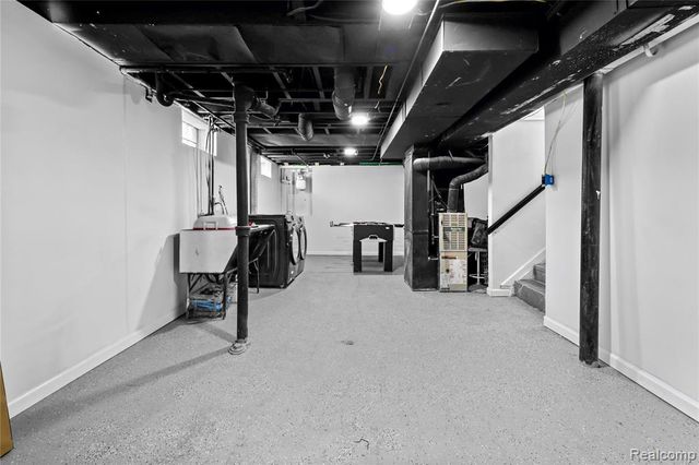 1778 Russell Avenue, Lincoln Park, MI 48146