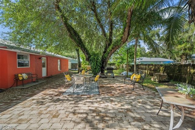 470 Kara Lynn CT, Labelle, FL 33935