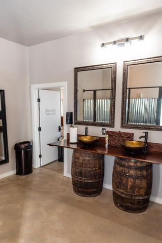 792 County Road 4945, Leonard, TX 75452