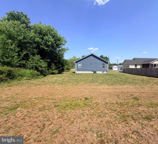 59 W POTOMAC DR, Colonial Beach, VA 22443
