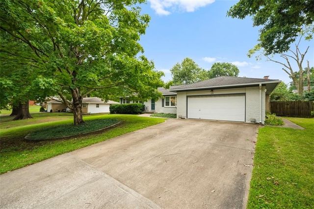 1601 77th Street, Kansas City, MO 64118