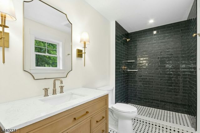 155 Dogwood Ln, Berkeley Heights Twp., NJ 07922
