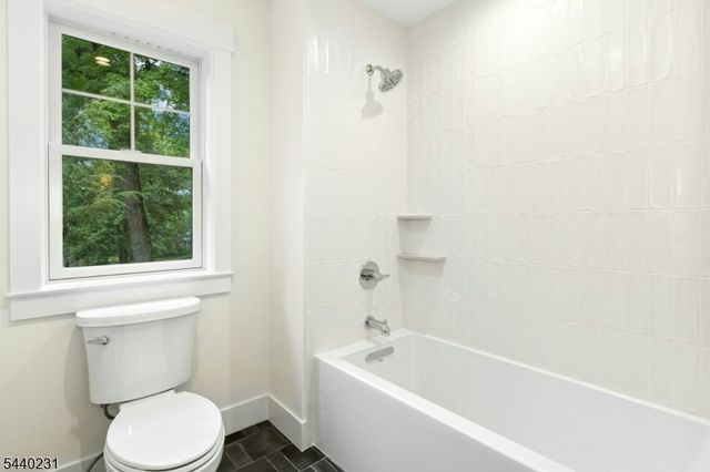 155 Dogwood Ln, Berkeley Heights Twp., NJ 07922