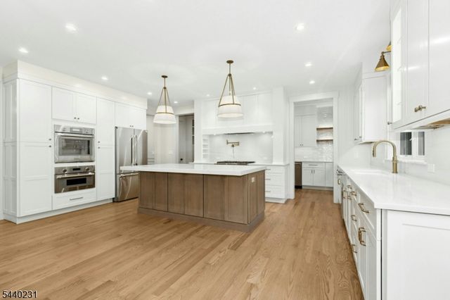 155 Dogwood Ln, Berkeley Heights Twp., NJ 07922