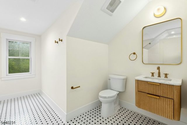 155 Dogwood Ln, Berkeley Heights Twp., NJ 07922