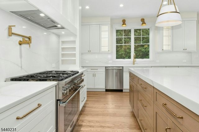 155 Dogwood Ln, Berkeley Heights Twp., NJ 07922