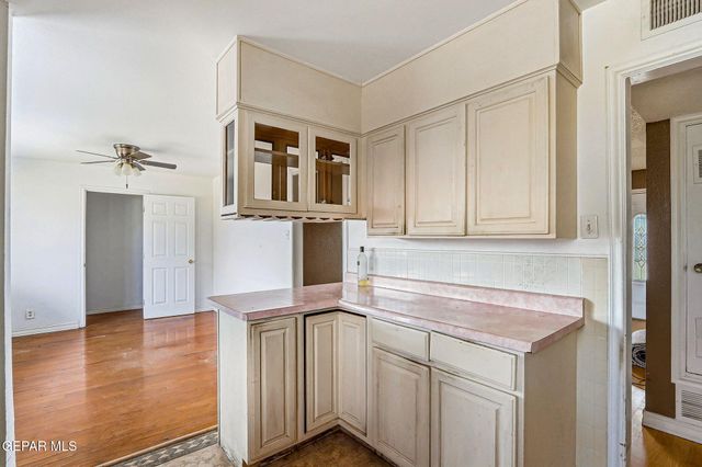 5852 STURGEON Drive, El Paso, TX 79924