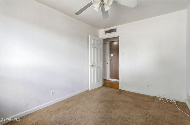 5852 STURGEON Drive, El Paso, TX 79924