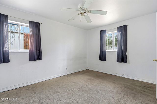 5852 STURGEON Drive, El Paso, TX 79924