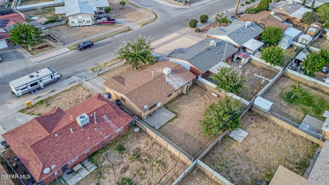 5852 STURGEON Drive, El Paso, TX 79924