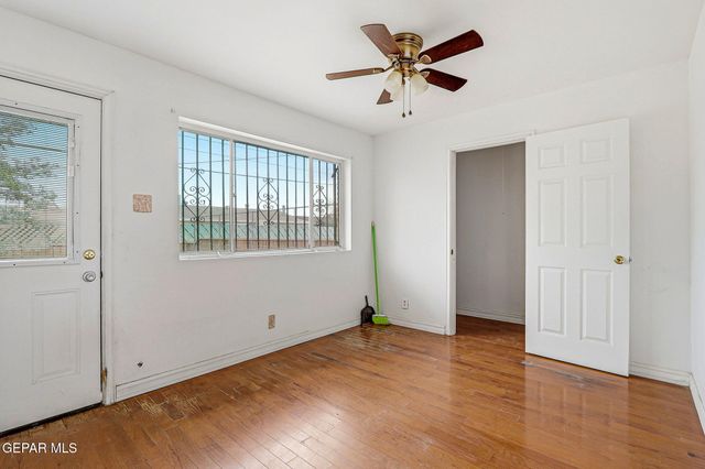 5852 STURGEON Drive, El Paso, TX 79924