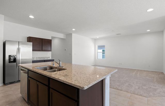 253 Spectrum Avenue SW, Rio Rancho, NM 87124