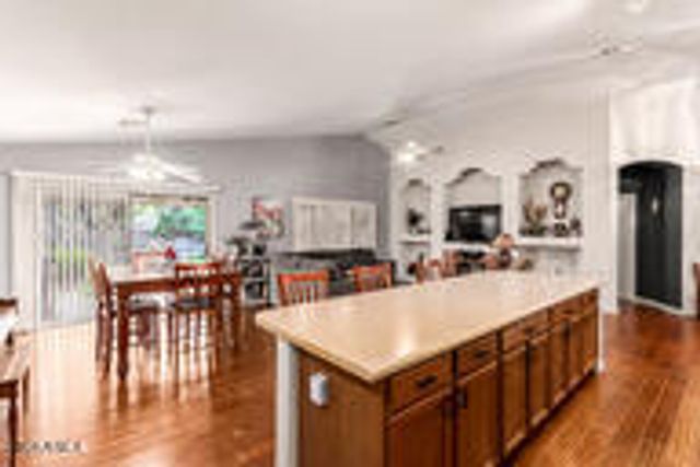 2348 E VISTOSO VILLAGE Place, Oro Valley, AZ 85755