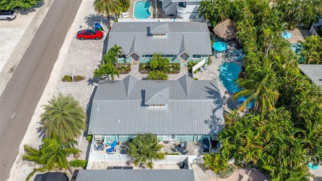 3007 AVENUE E B, Bradenton Beach, FL 34217