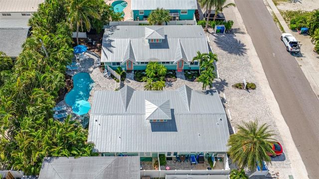 3007 AVENUE E B, Bradenton Beach, FL 34217