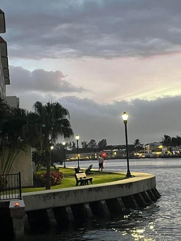 2871 N Ocean Boulevard F335, Boca Raton, FL 33431