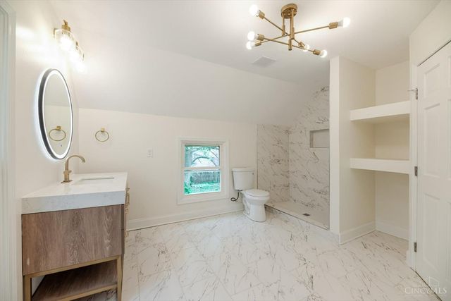 6832 Kenton Avenue, Silverton, OH 45236