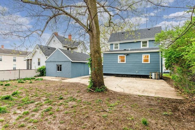 6832 Kenton Avenue, Silverton, OH 45236