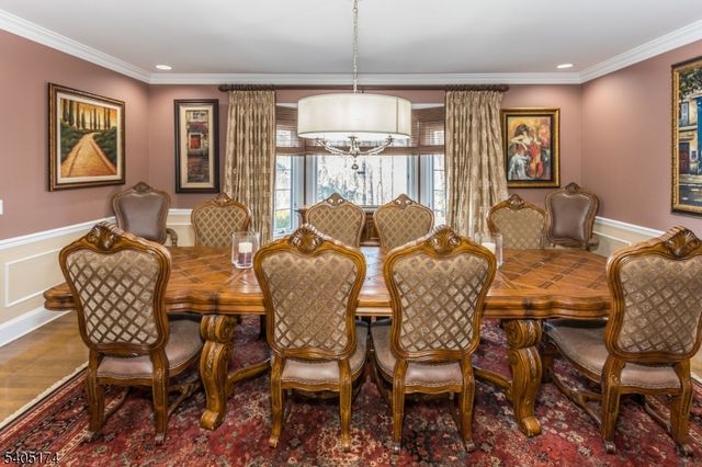 7 Beacon Hill Dr, Chester Twp., NJ 07930