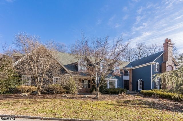 7 Beacon Hill Dr, Chester Twp., NJ 07930