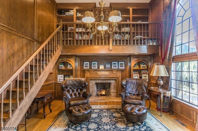 7 Beacon Hill Dr, Chester Twp., NJ 07930