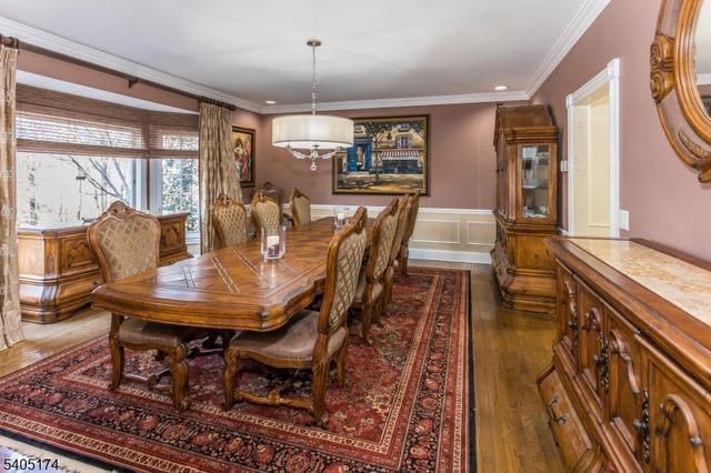 7 Beacon Hill Dr, Chester Twp., NJ 07930