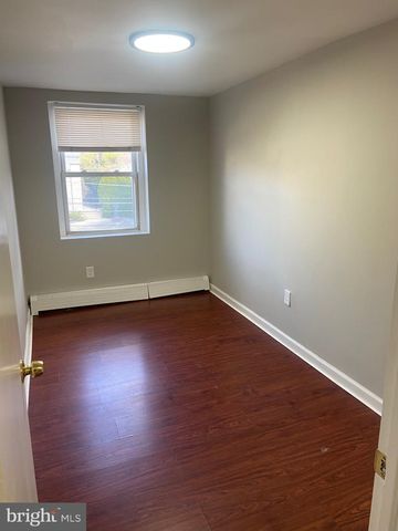 422 E MAIN ST, Norristown, PA 19401