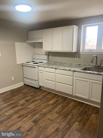 422 E MAIN ST, Norristown, PA 19401