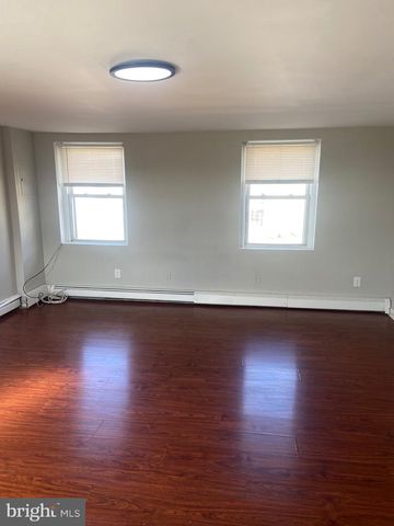 422 E MAIN ST, Norristown, PA 19401