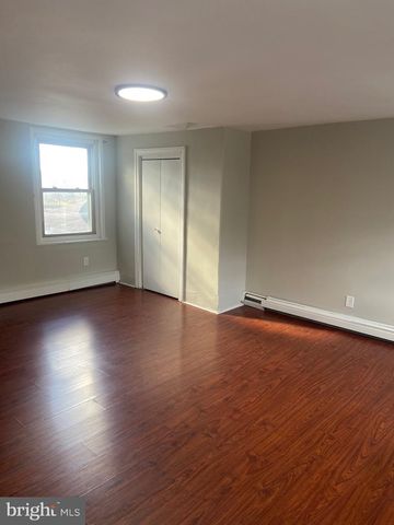 422 E MAIN ST, Norristown, PA 19401