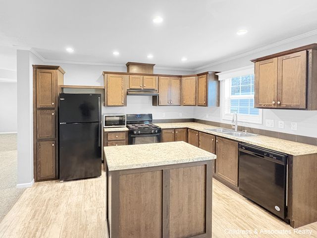 12717 Templewood Drive, Wayland, MI 49348