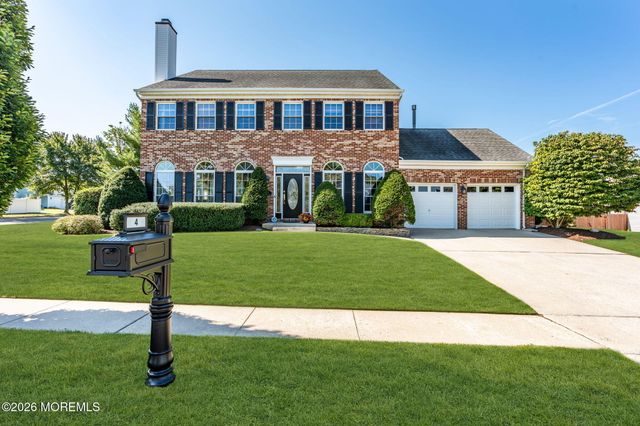 4 Hickory Circle, Barnegat, NJ 08005